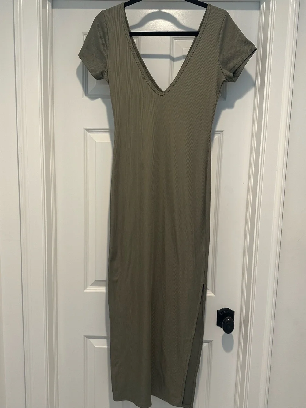 Women’s Heart & Hips Double V Neck Ribbed Bodycon Maxi Dress Olive Green Size M - Picture 6 of 8